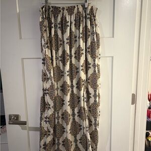 Elegant Cream and Blue Patterned Skirt